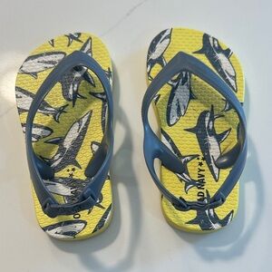 Kids Shark Print Flip Flops - Yellow and Gray